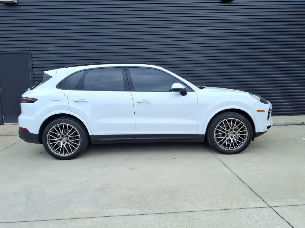 Used 2023 Porsche Cayenne S Platinum AWD/4WD image 7