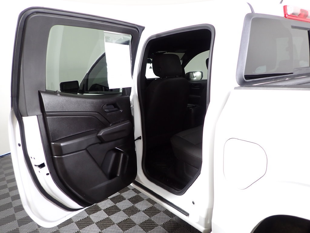 Used 2025 Chevrolet Colorado W/T AWD/4WD image 30