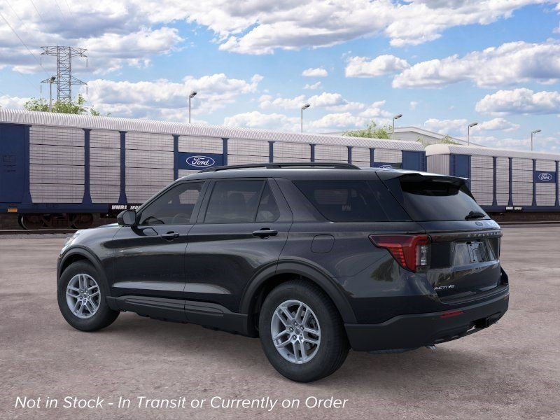 New 2026 Ford Explorer Active AWD/4WD image 4