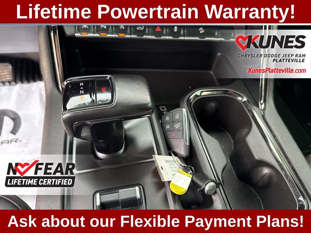 Used 2024 GMC Sierra 1500 AT4 w/ Technology Package image 37