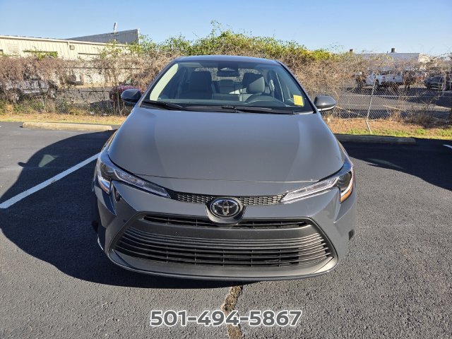 Used 2026 Toyota Corolla LE FWD image 2