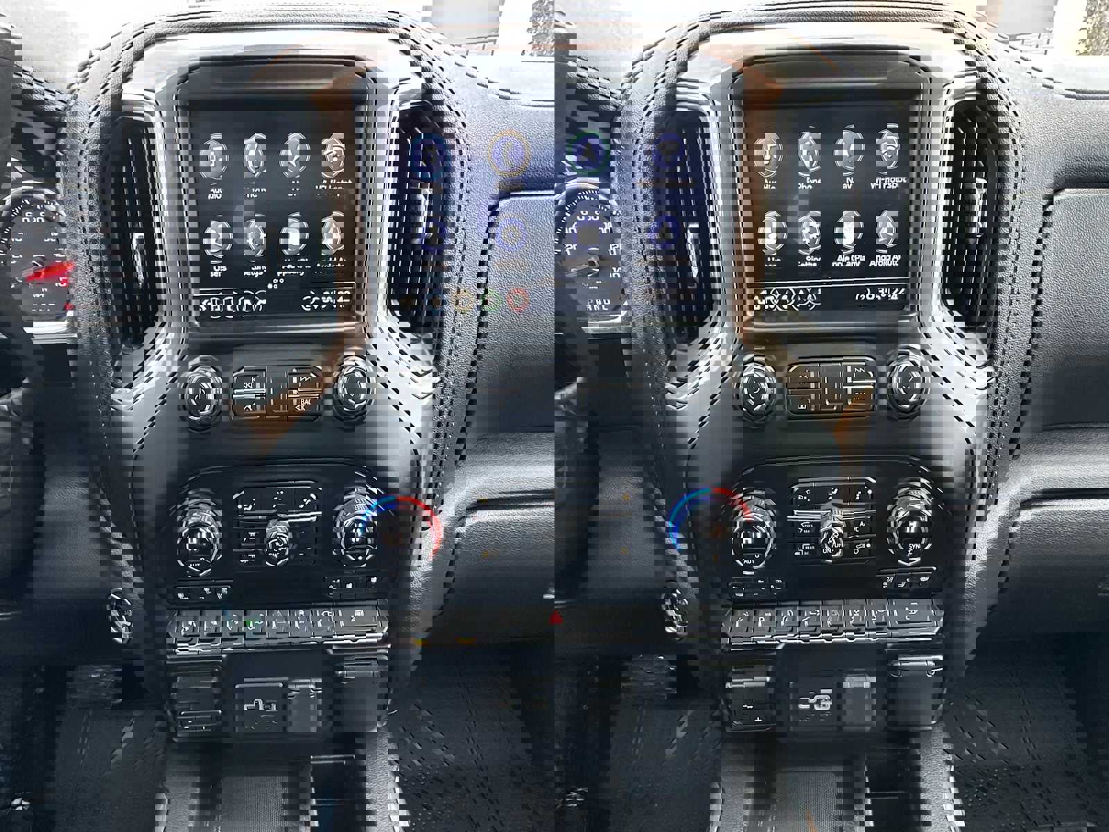 Used 2020 Chevrolet Silverado 1500 High Country w/ Technology Package image 26