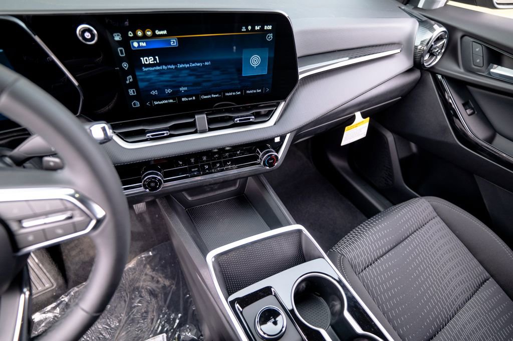 New 2026 Chevrolet Equinox LT image 19