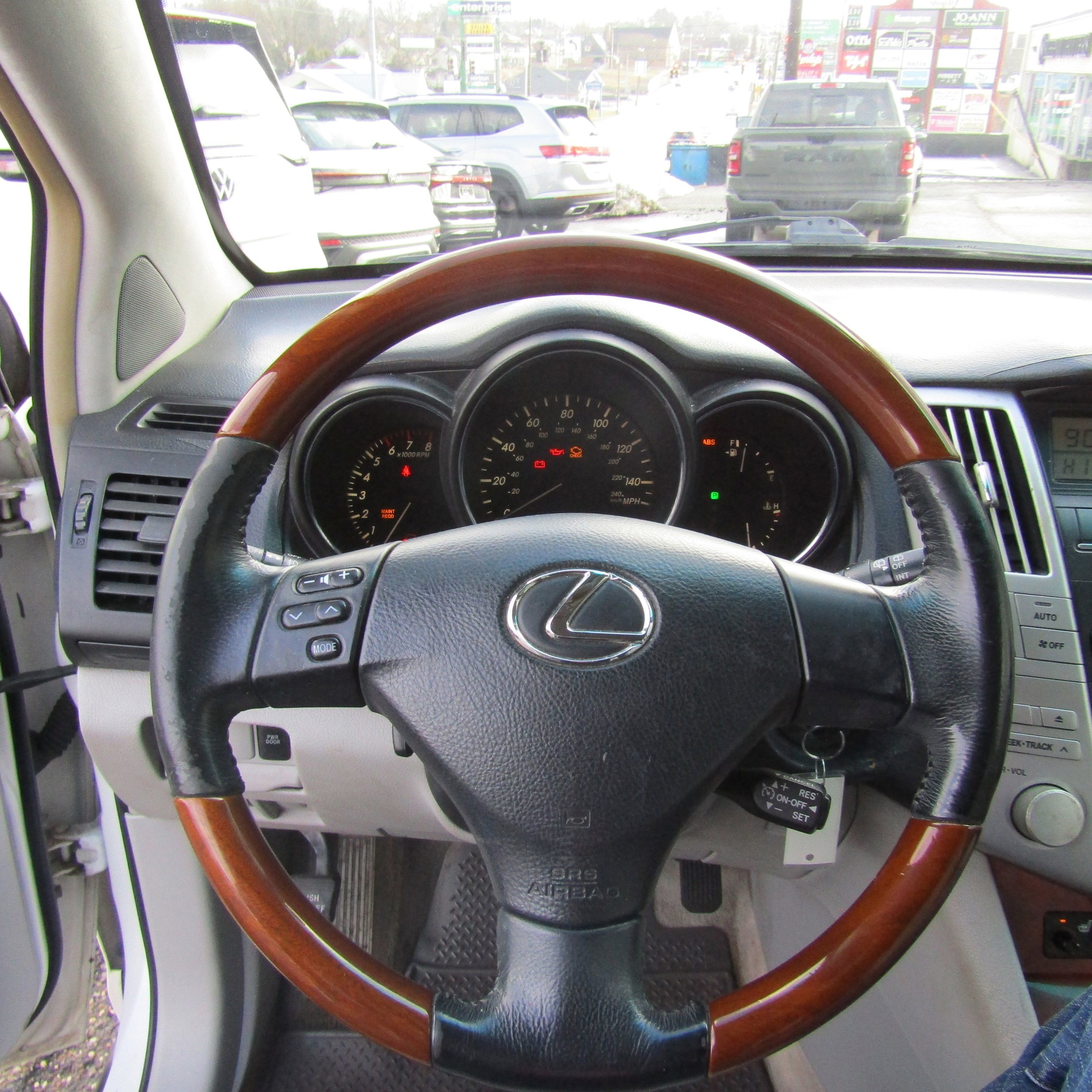 Used 2004 Lexus RX 330 Base image 16