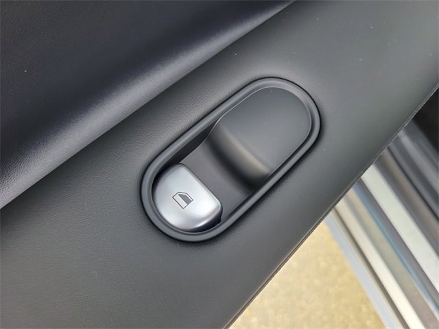 Used 2024 Hyundai Ioniq 5 Limited image 15