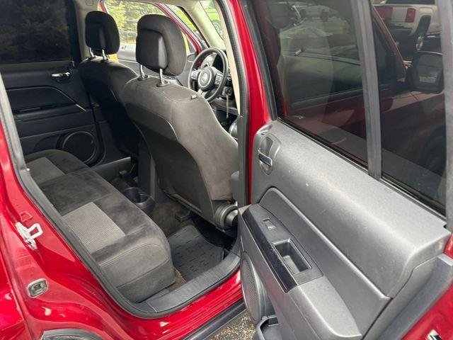 Used 2015 Jeep Patriot Sport w/ Power Value Group FWD image 24