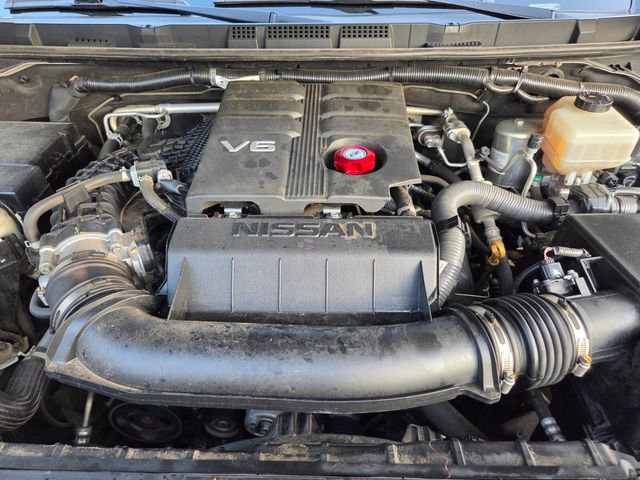 Used 2022 Nissan Frontier PRO-4X w/ Pro-4X Premium Package AWD/4WD image 26