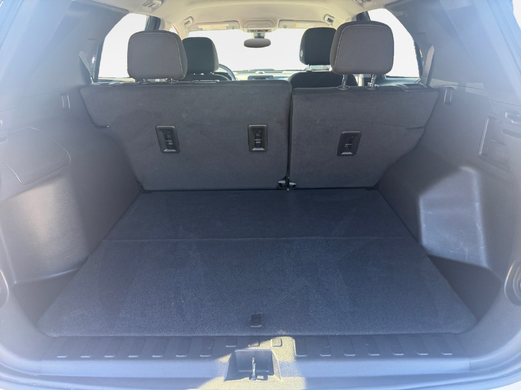 Certified 2023 Chevrolet Equinox LT AWD/4WD image 25
