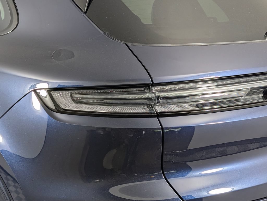 New 2026 Porsche Cayenne GTS AWD/4WD image 16