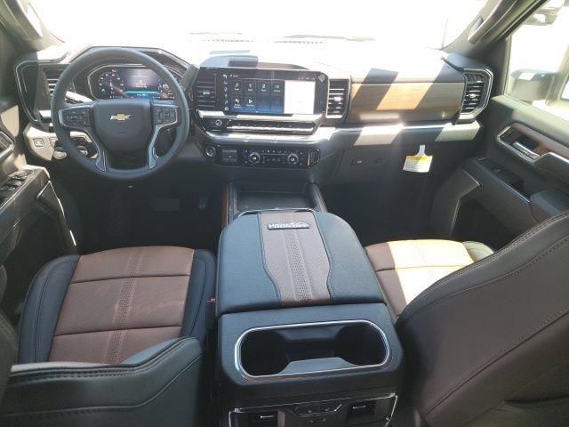 New 2026 Chevrolet Silverado 3500 High Country w/ Technology Package AWD/4WD image 31