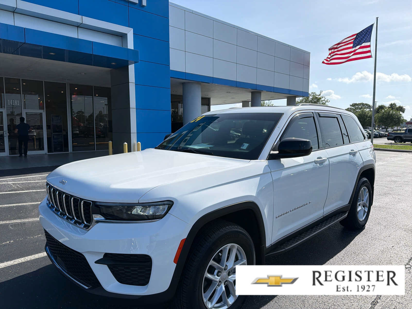 Used 2024 Jeep Grand Cherokee Laredo X w/ Luxury Tech Group I