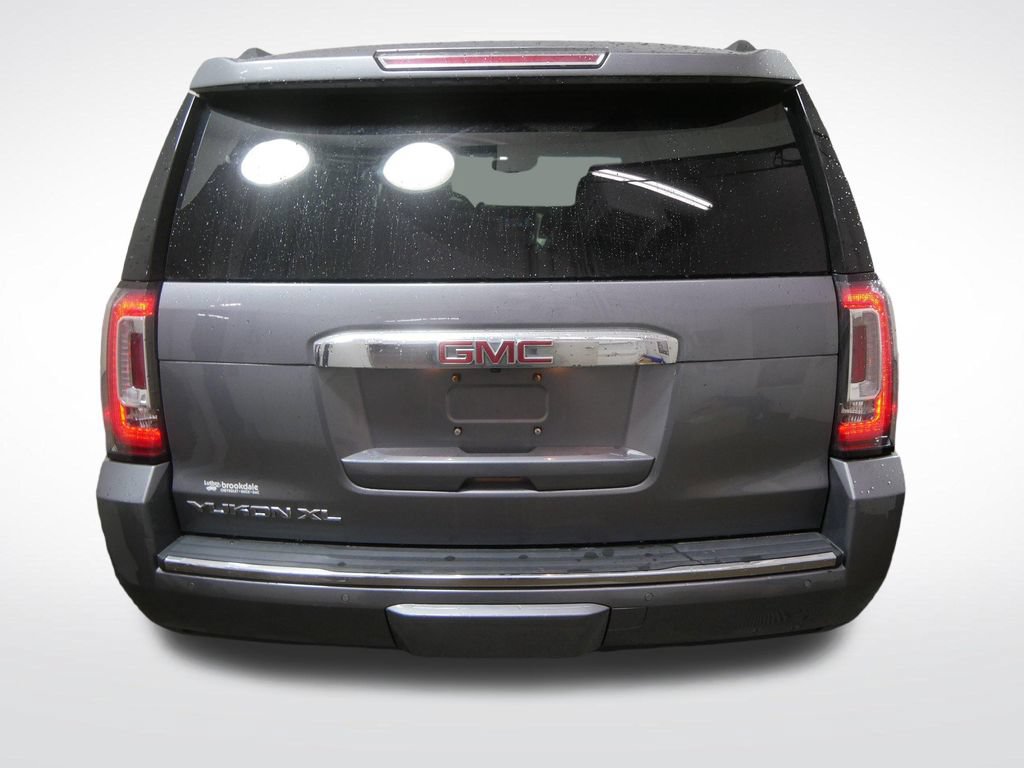 Used 2020 GMC Yukon XL Denali w/ Denali Premium Package AWD/4WD image 4