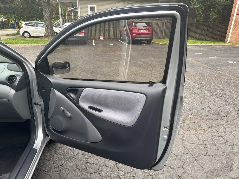 Used 2001 Toyota Echo Coupe FWD image 11