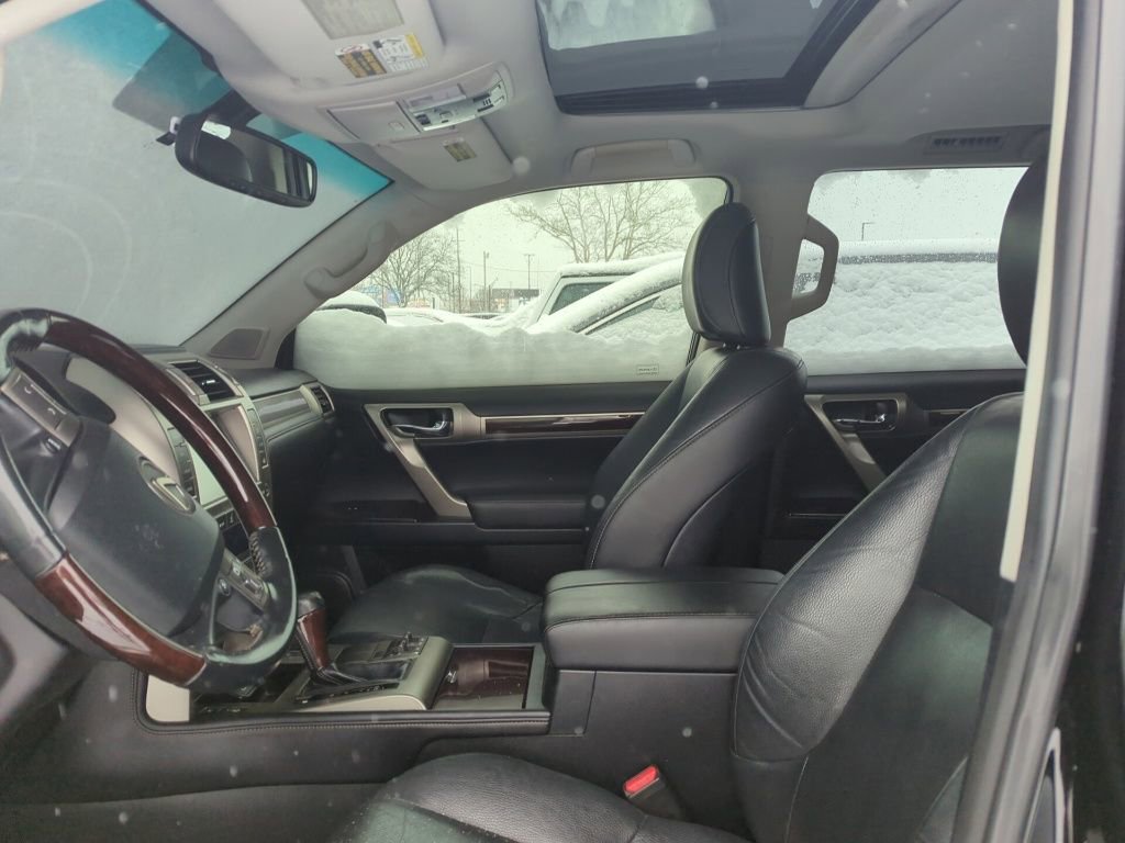 Used 2015 Lexus GX 460 w/ Premium Package image 6
