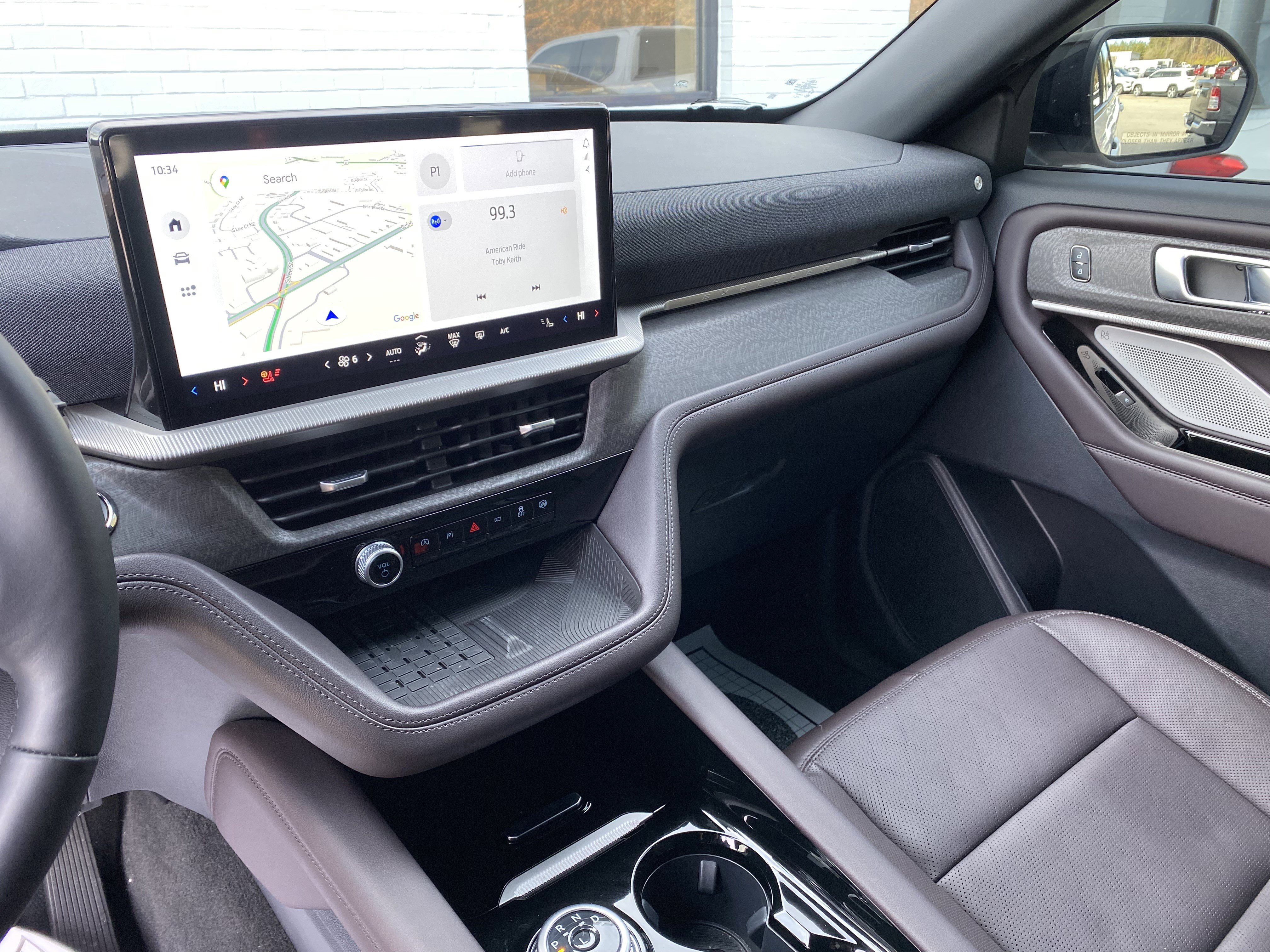 Used 2025 Ford Explorer Platinum image 24