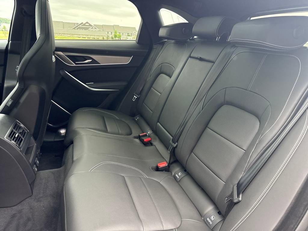 Used 2025 Jaguar F-PACE R-Dynamic S image 15