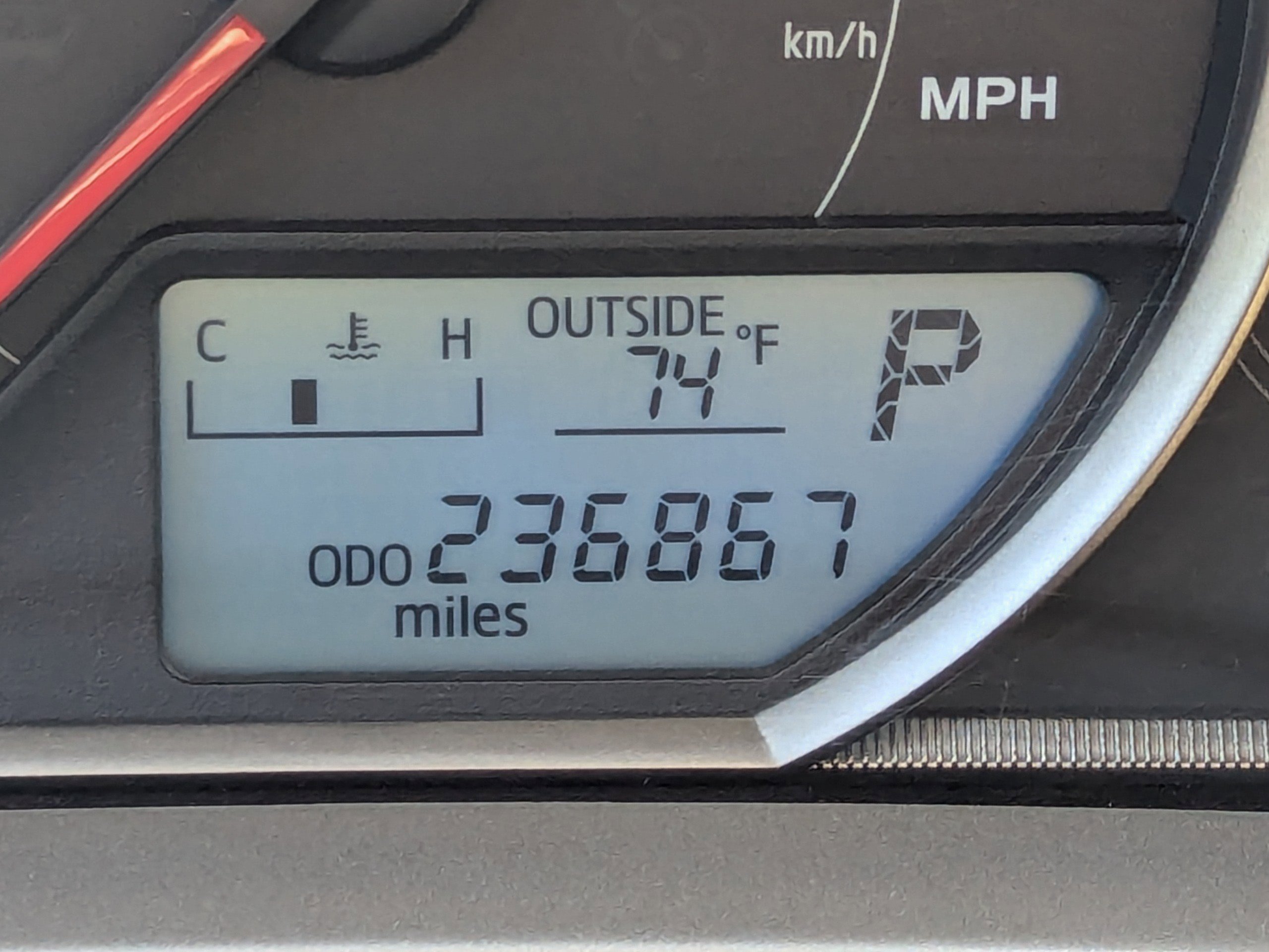 Used 2014 Toyota RAV4 XLE image 21