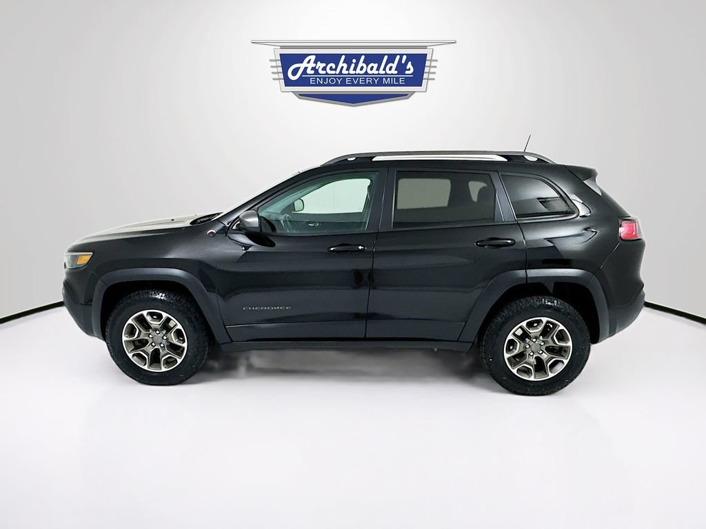 Used 2020 Jeep Cherokee Trailhawk AWD/4WD image 5