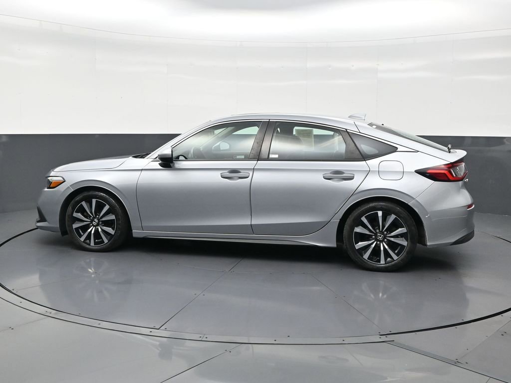 Used 2022 Honda Civic EX-L image 2