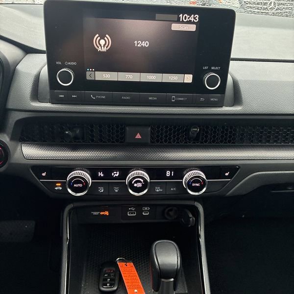 Used 2025 Honda CR-V Sport image 30