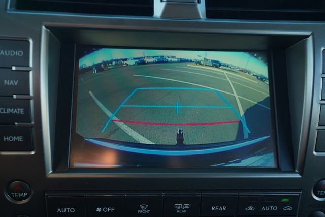 Used 2018 Lexus GX 460 Premium w/ Premium Package image 30