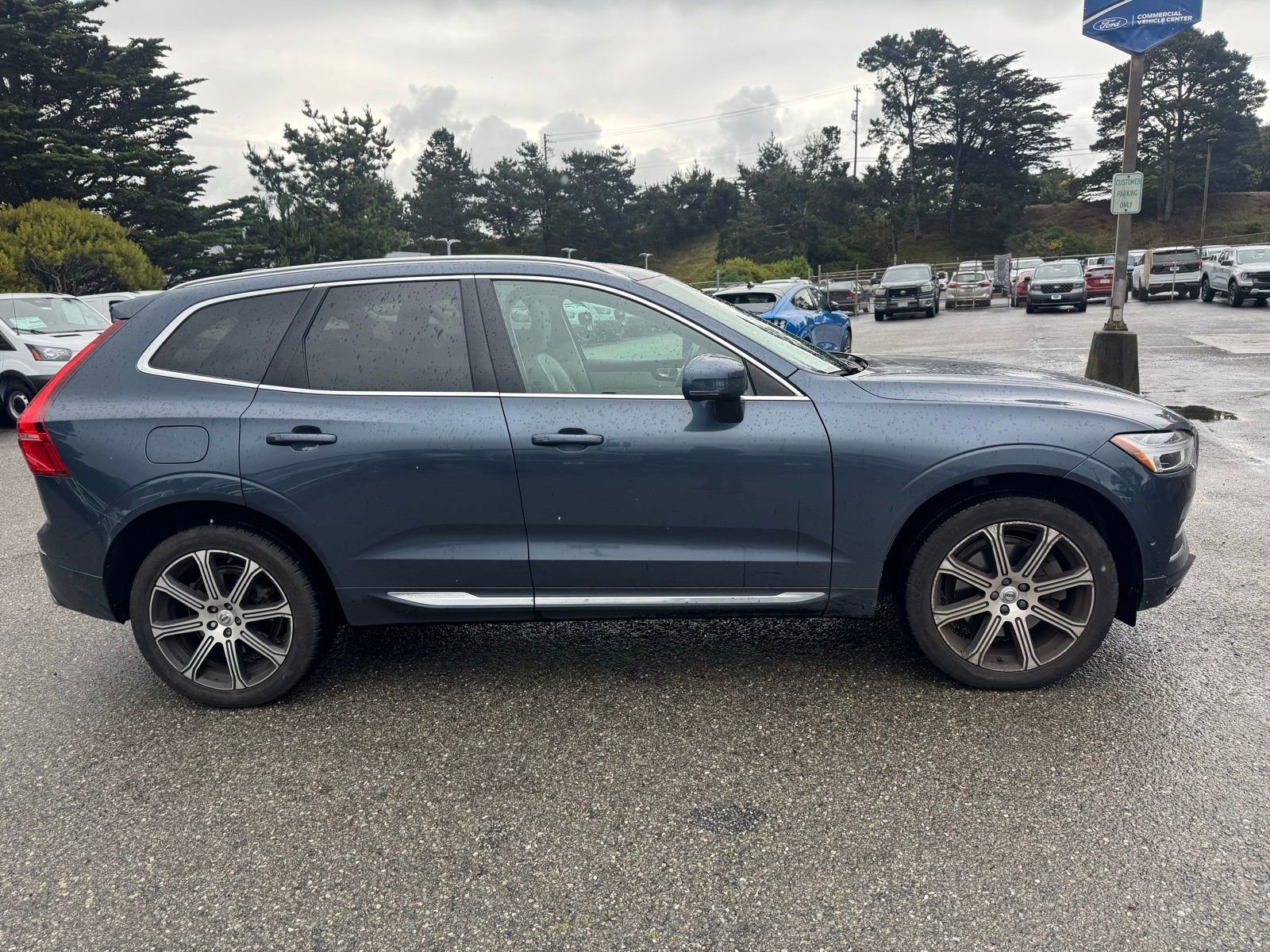 Used 2019 Volvo XC60 T6 Inscription w/ Protection Package Premier AWD/4WD image 9