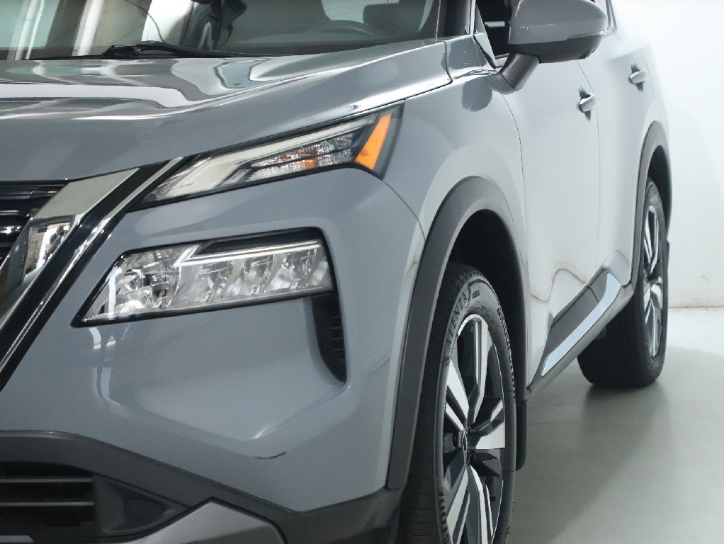 Used 2023 Nissan Rogue SL AWD/4WD image 4