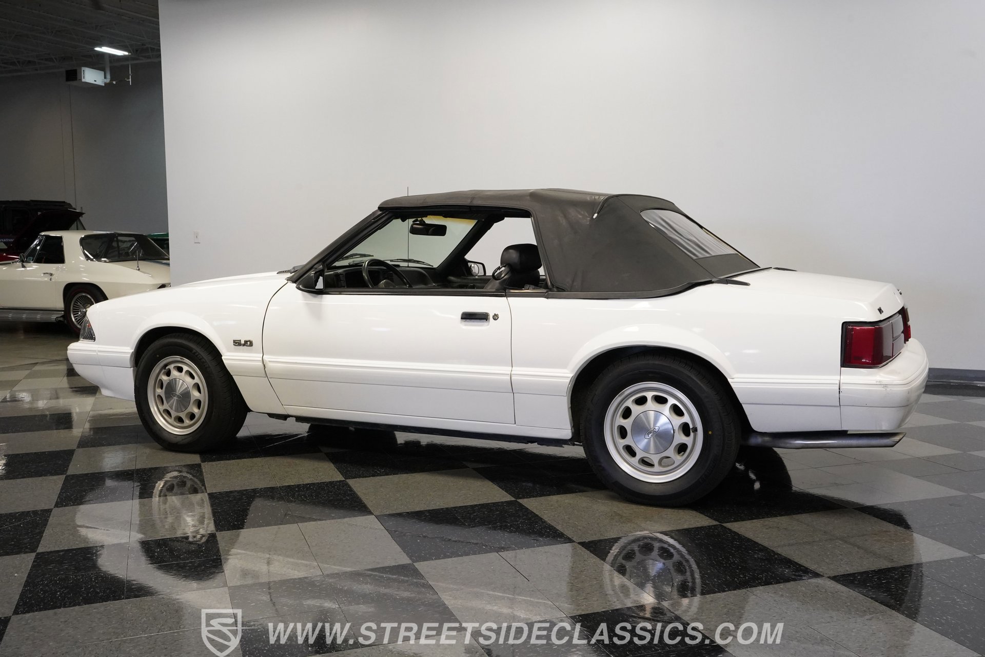 Used 1987 Ford Mustang LX image 9