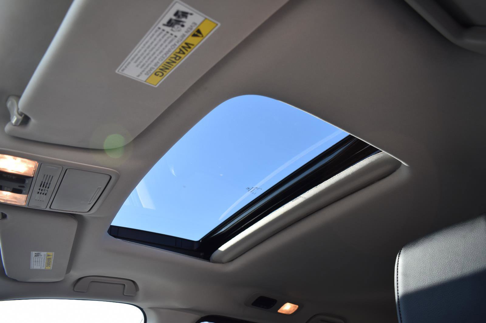 Used 2025 Honda Odyssey EX-L image 12