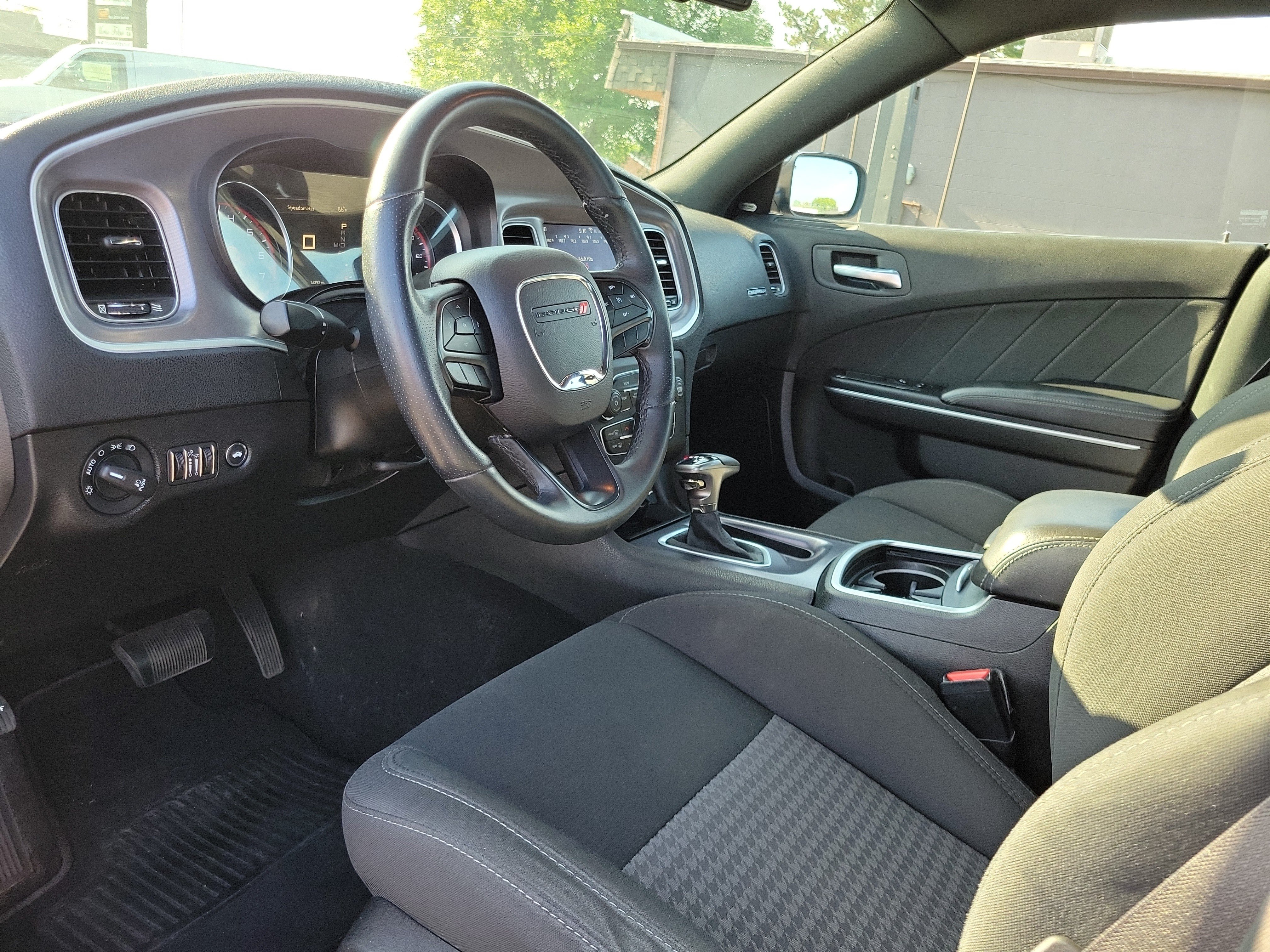 Used 2019 Dodge Charger GT RWD image 19