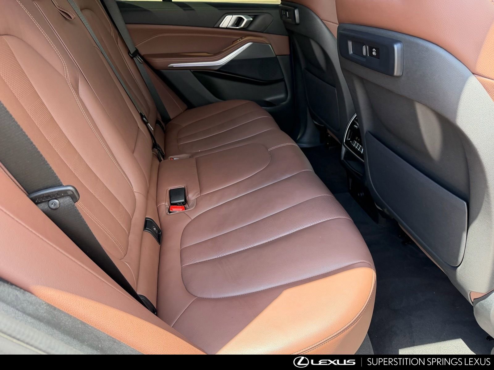 Used 2022 BMW X5 sDrive40i w/ M Sport Package RWD image 16