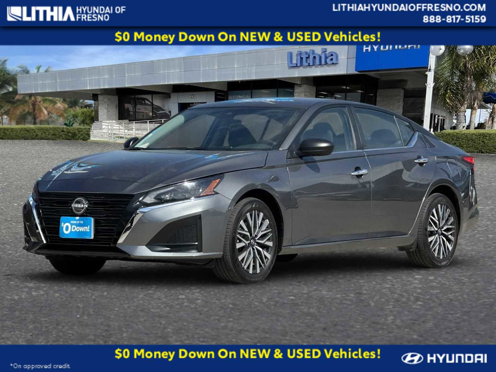 Used 2025 Nissan Altima 2.5 SV AWD/4WD image 1