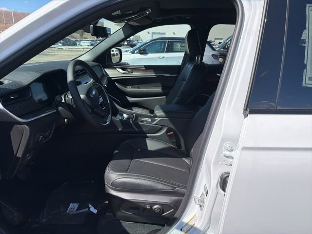 New 2026 Jeep Grand Cherokee Limited Reserve image 14
