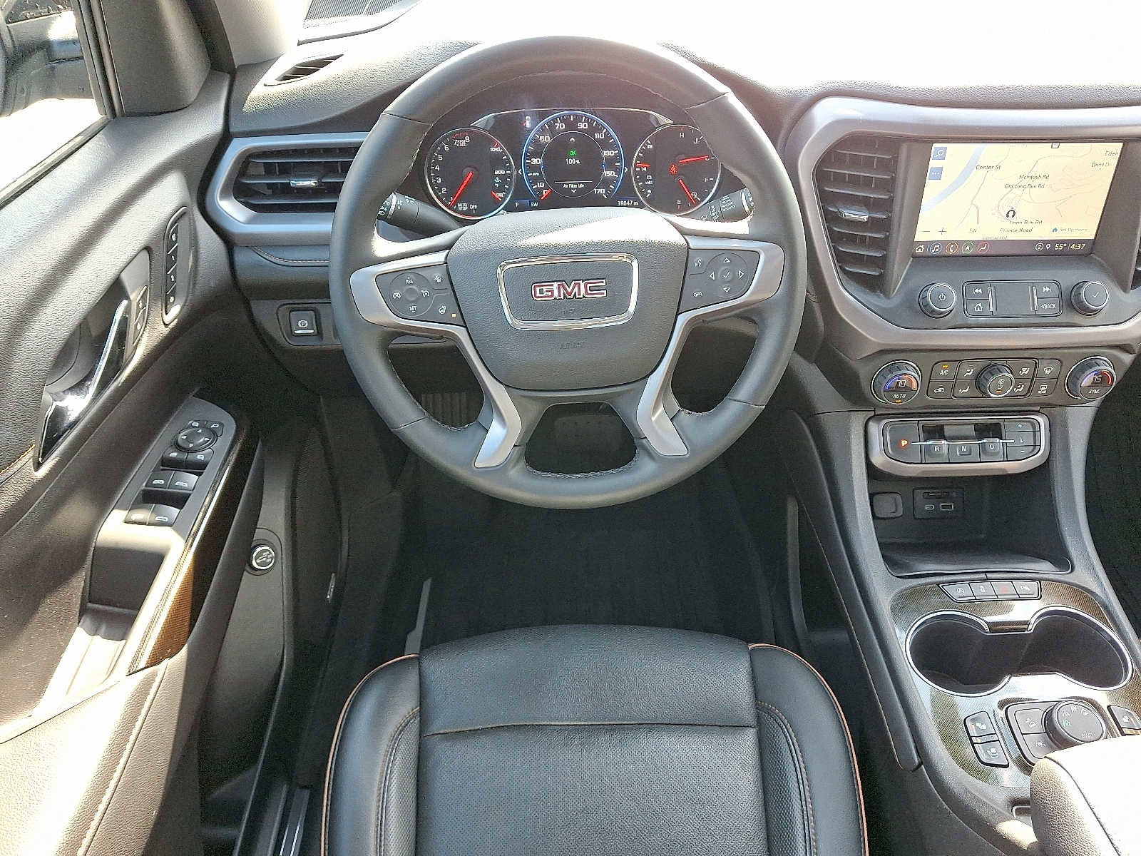 Used 2023 GMC Acadia AT4 w/ Technology Package image 11