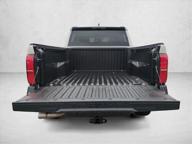 Certified 2024 Toyota Tacoma SR AWD/4WD image 6