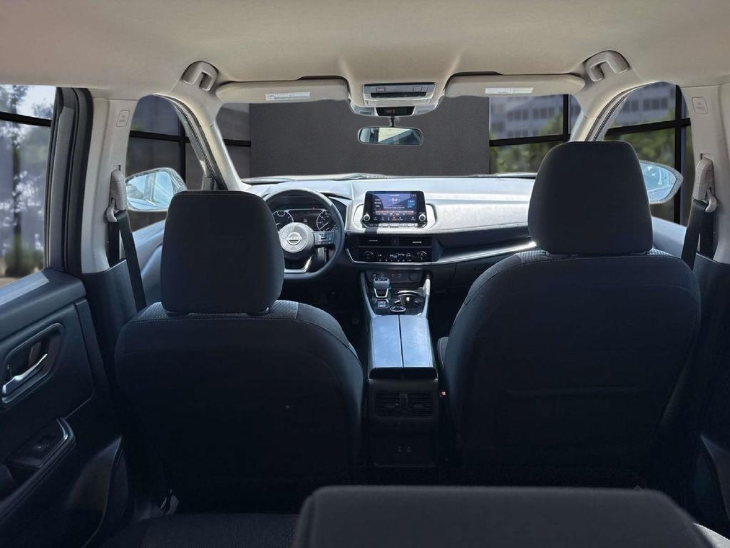 Used 2024 Nissan Rogue SV AWD/4WD image 7