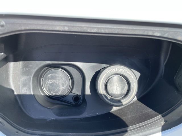 Used 2023 Ford Transit Connect XLT image 14