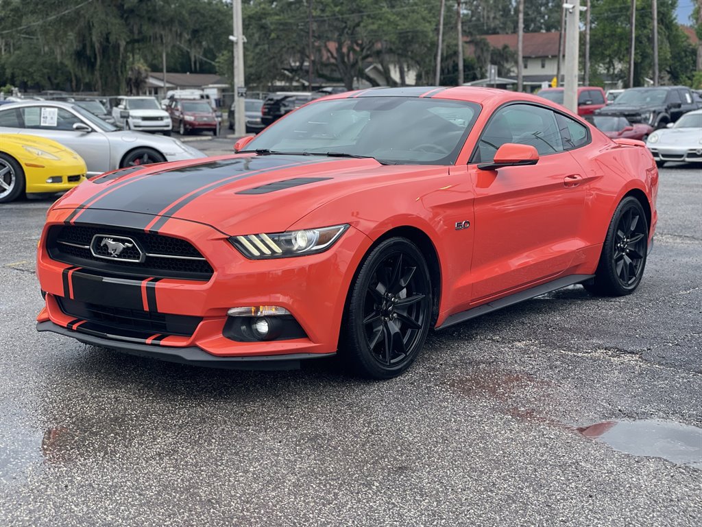 Used 2015 Ford Mustang GT Premium w/ Equipment Group 401A RWD image 18