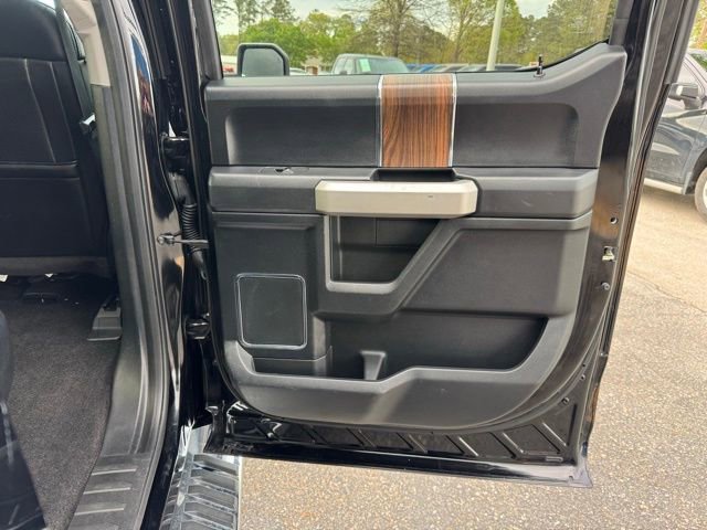 Used 2017 Ford F150 Lariat w/ Equipment Group 502A Luxury AWD/4WD image 12