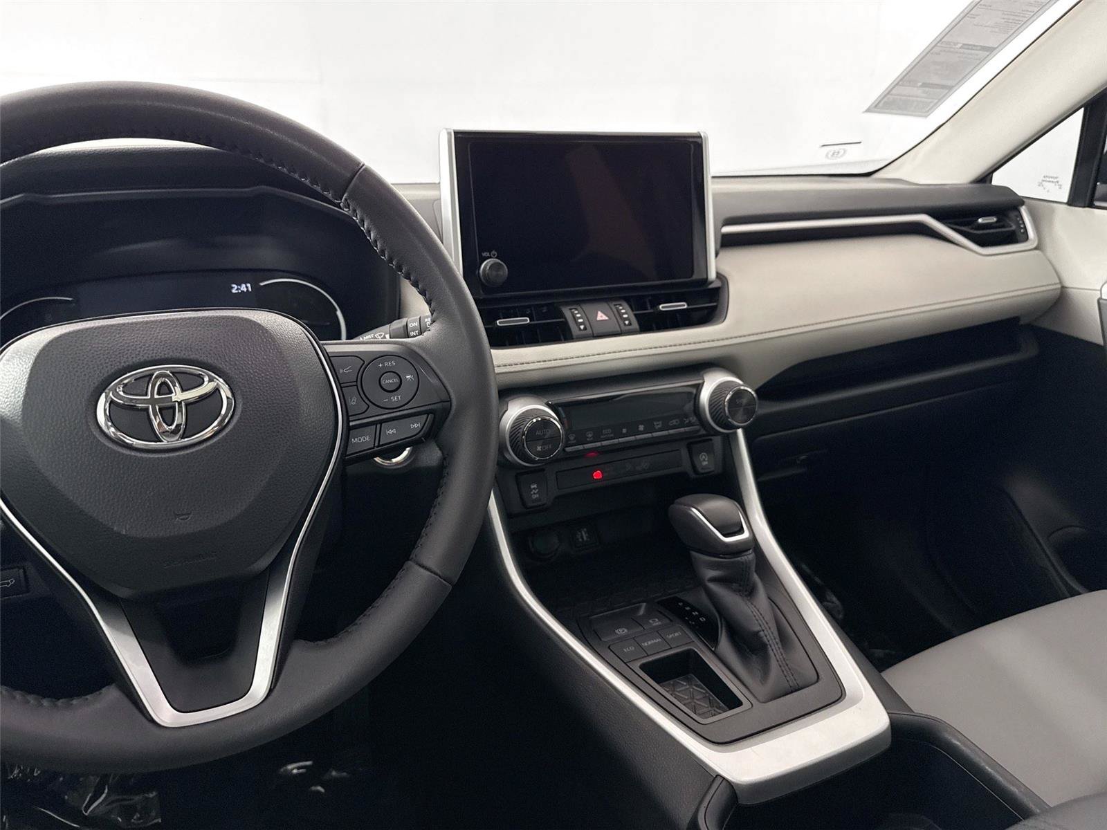 Certified 2025 Toyota RAV4 XLE Premium FWD image 30