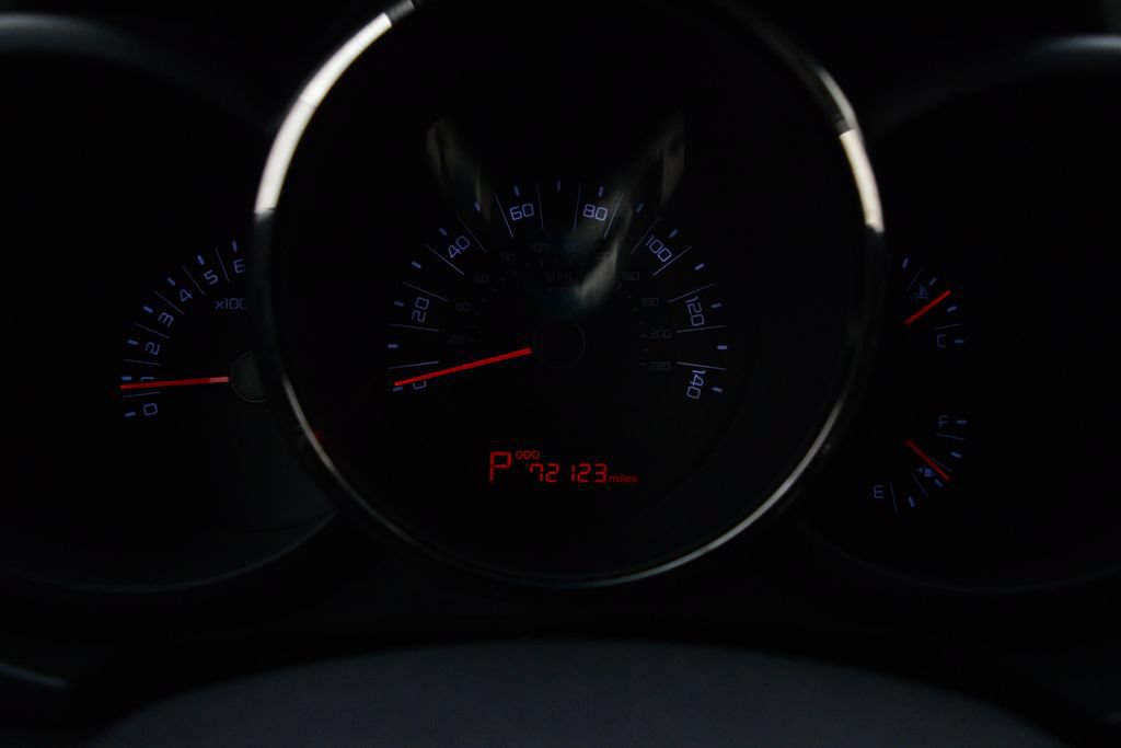 Used 2011 Kia Soul + FWD image 18