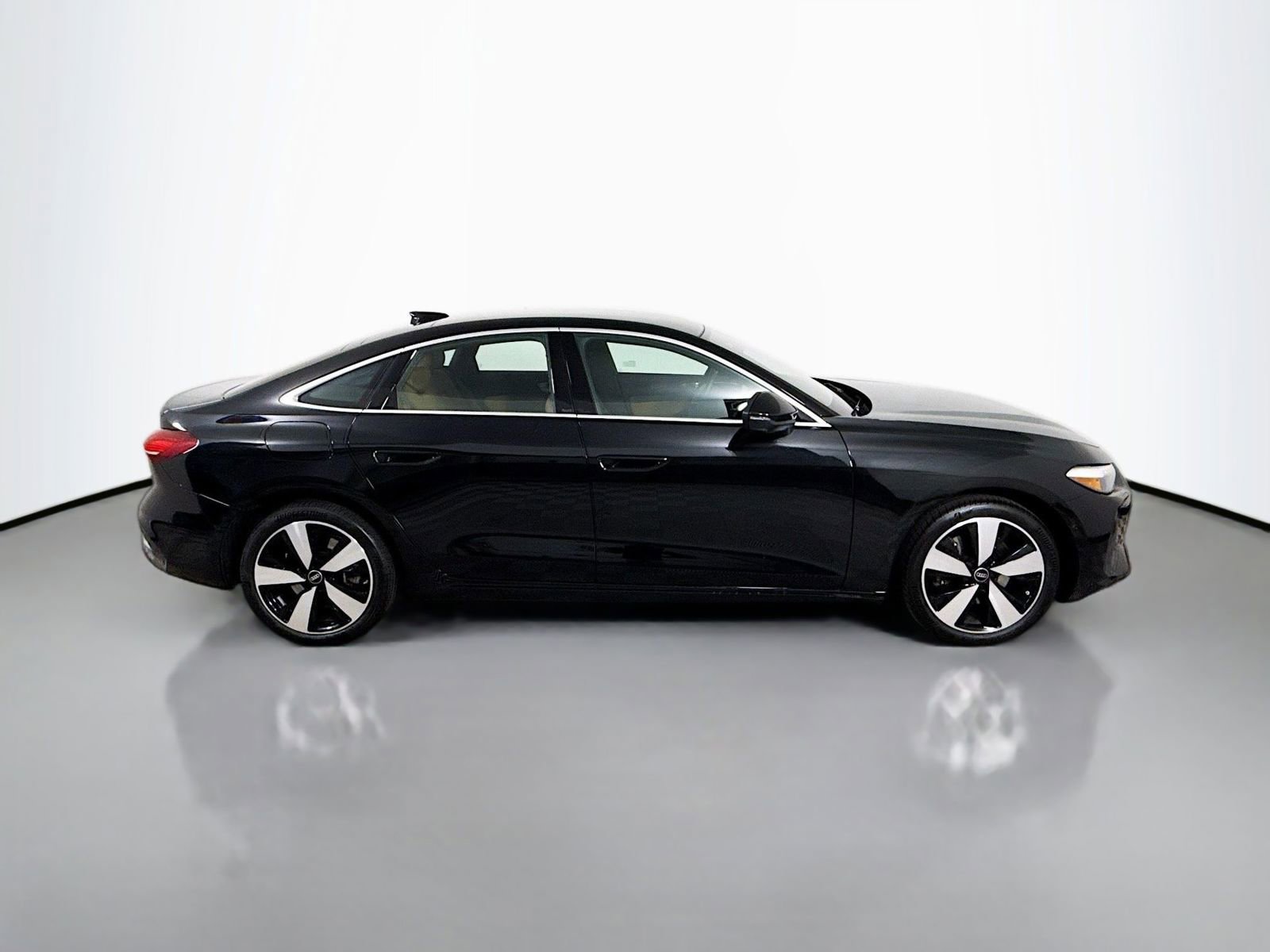 Used 2025 Audi A5 2.0T Premium w/ Convenience Package AWD/4WD image 8