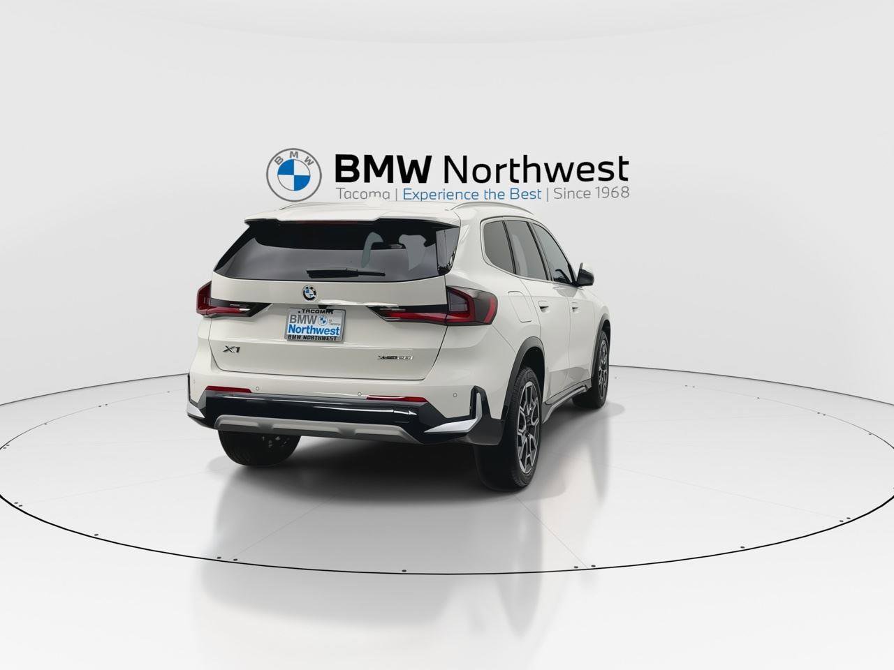 New 2025 BMW X1 xDrive28i w/ Technology Package image 2