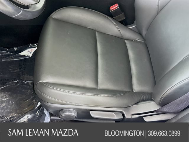 Used 2023 MAZDA MAZDA3 s FWD image 18