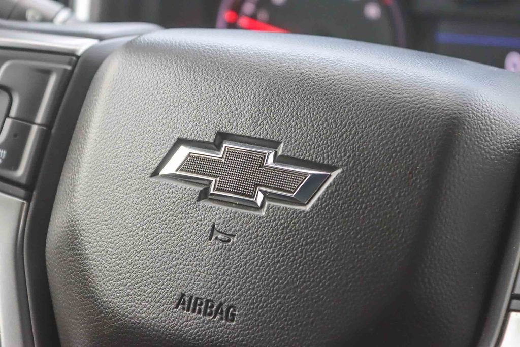 Used 2020 Chevrolet Silverado 1500 LT Trail Boss w/ Midnight Edition image 30