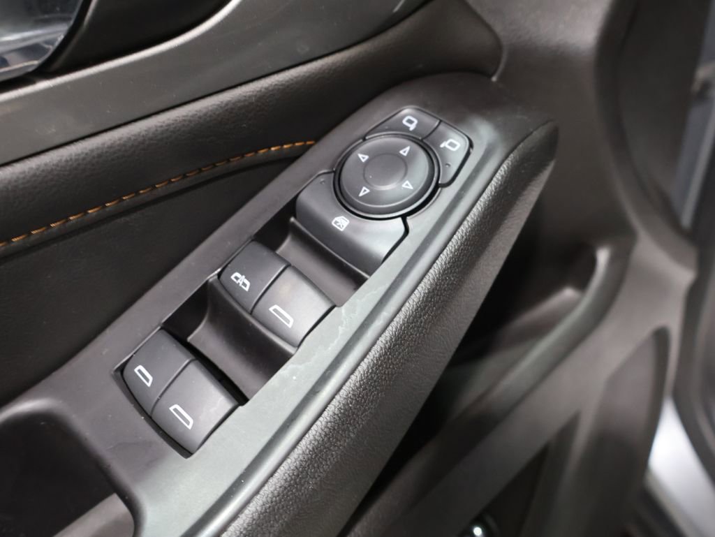 Used 2019 Chevrolet Traverse LT image 14