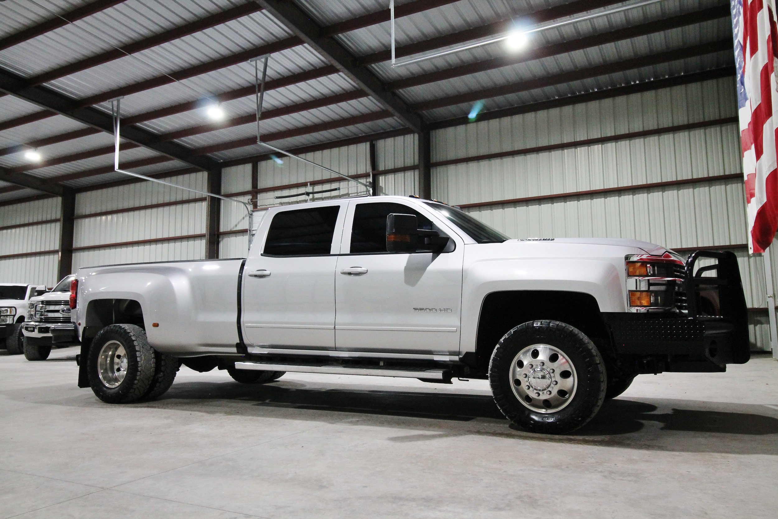 Used 2018 Chevrolet Silverado 3500 LT AWD/4WD image 14