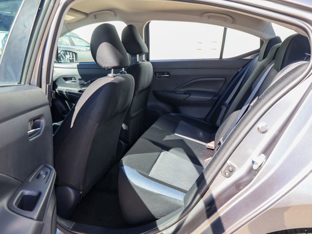 Used 2025 Nissan Versa SV image 14