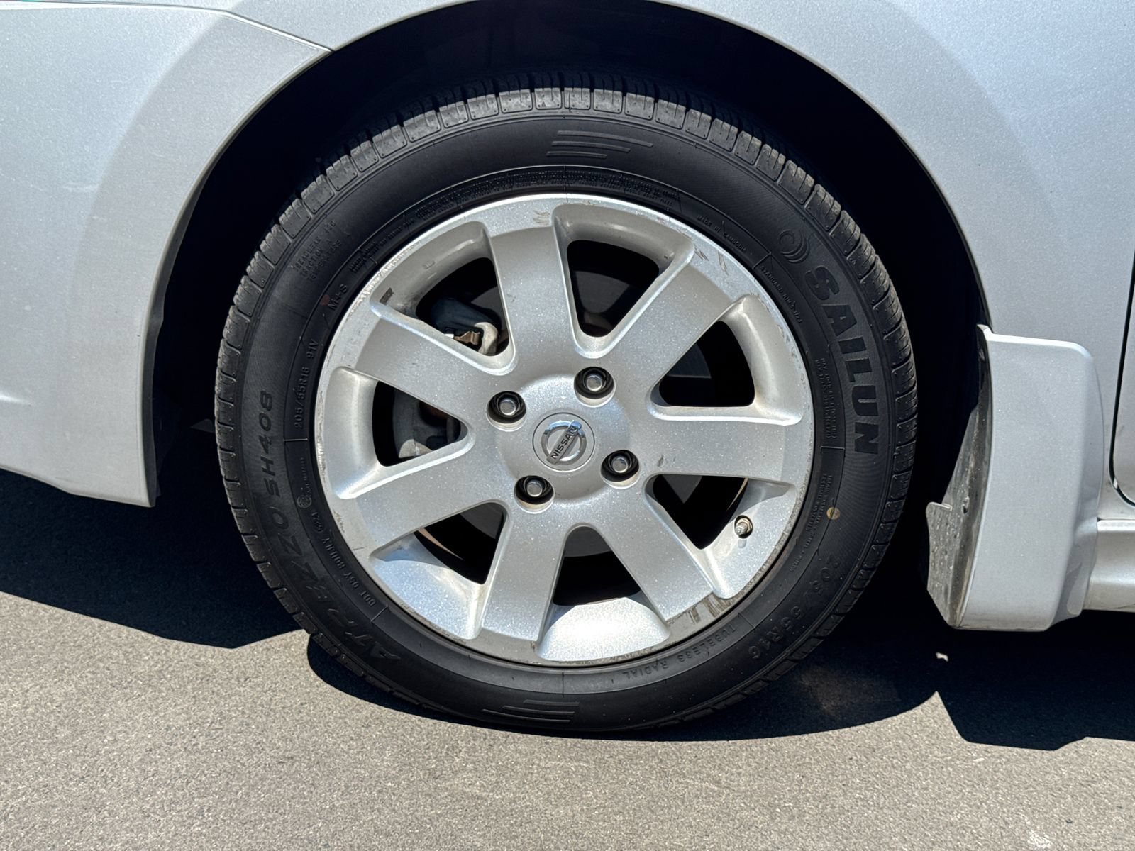 Used 2012 Nissan Sentra 2.0 SR w/ Convenience Pkg FWD image 4