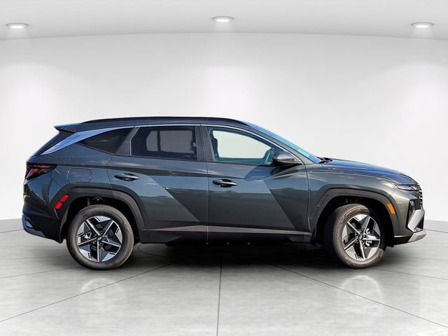 New 2025 Hyundai Tucson SEL image 2